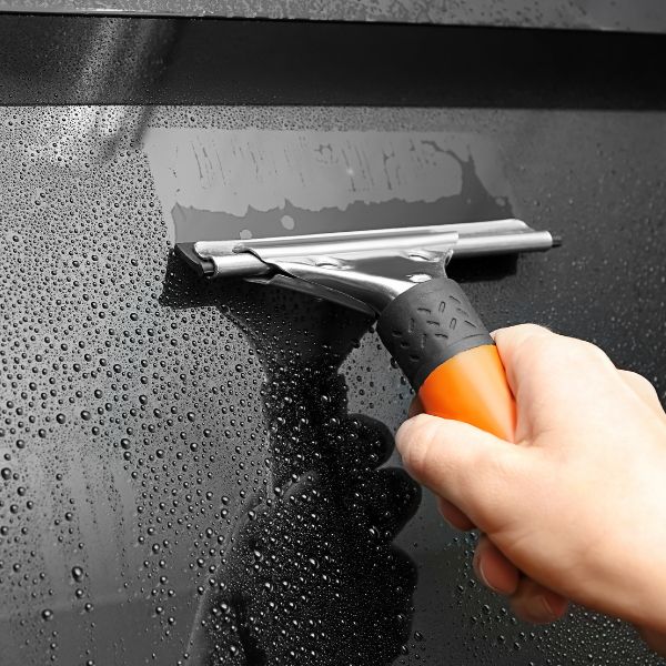 maintenance-tips-for-your-diamond-frameless-shower-screen