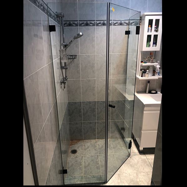 top-features-to-look-for-in-a-diamond-frameless-shower-screen