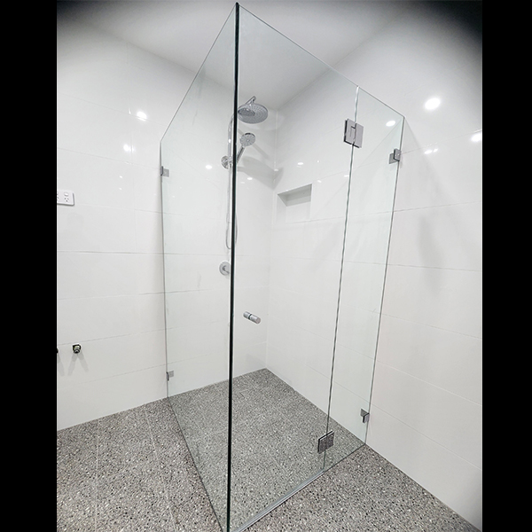 what-to-look-for-when-buying-frameless-corner-shower-screens