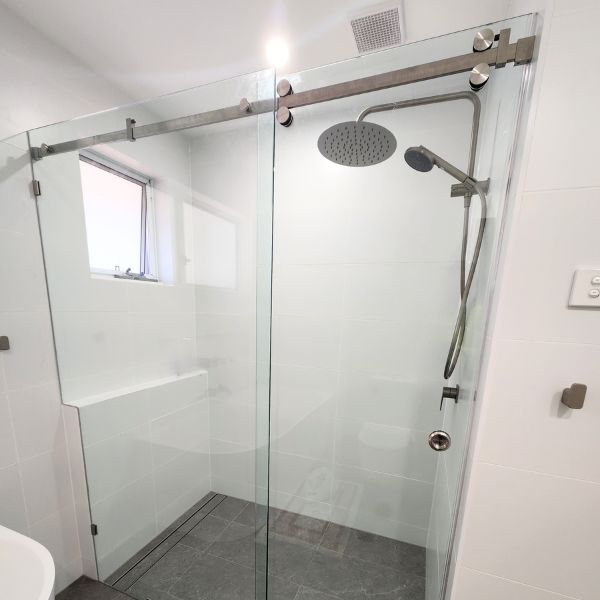 customization-and-design-flexibility-of-showerland-frameless-sliding-shower-screens