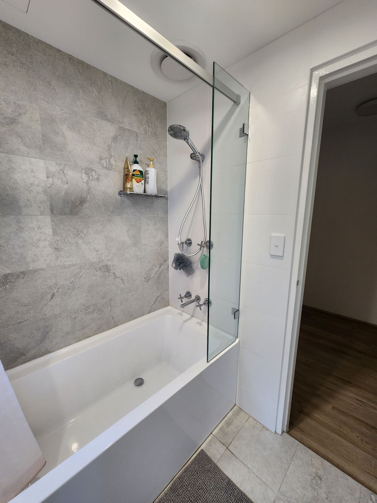 shower screen installed in Girraween by Showerland