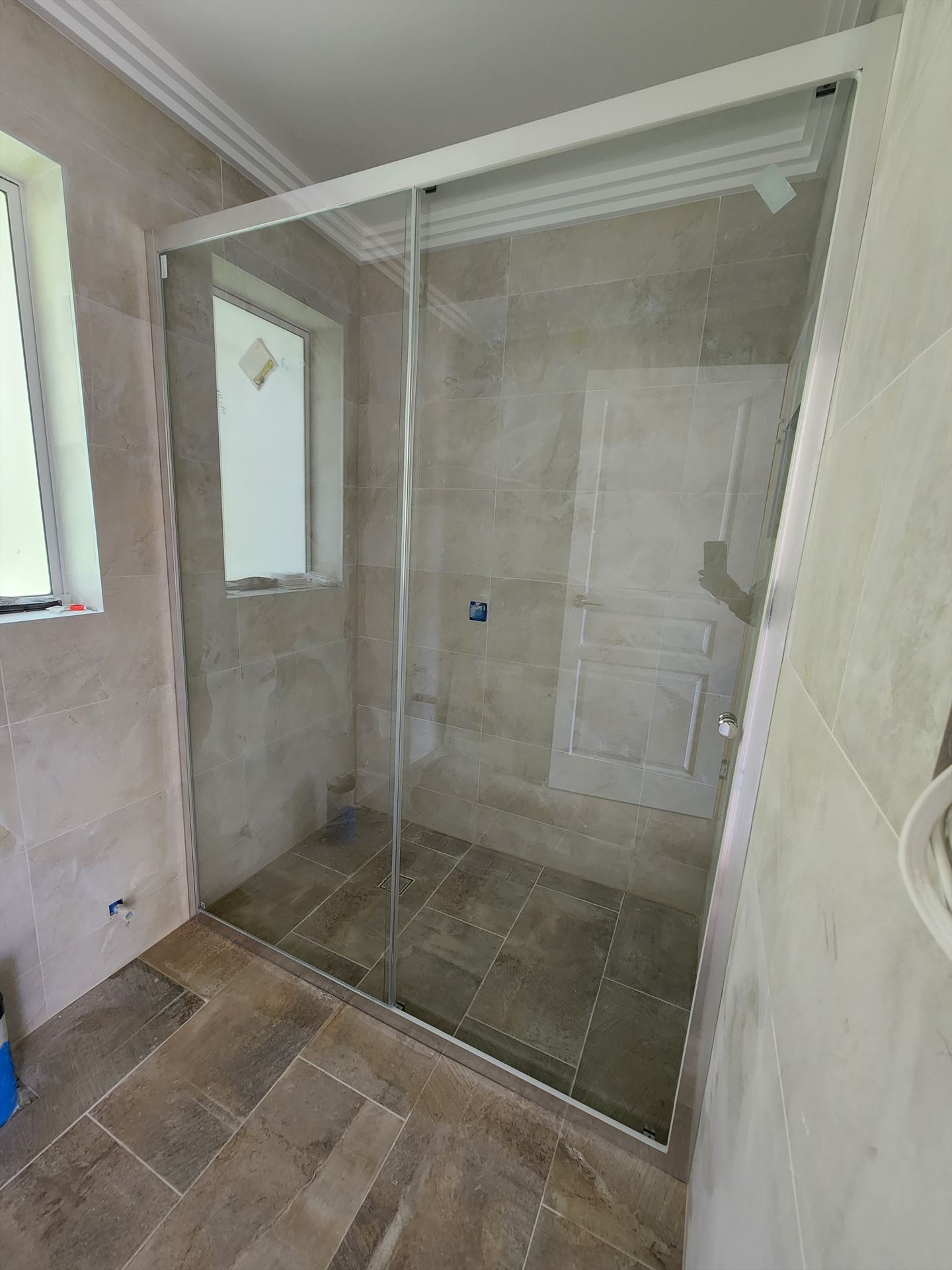 shower screen installed in Menai by Showerland