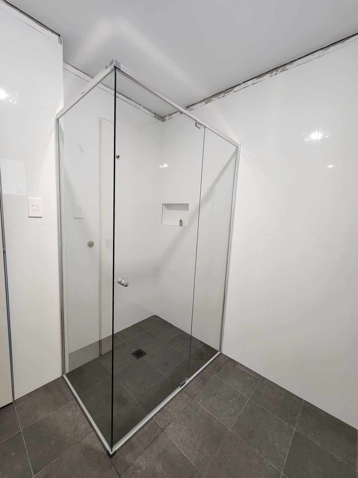 frameless shower screen installed in Silverdale by Showerland