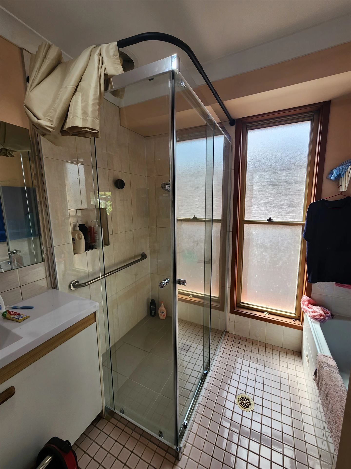 semi shower screen with chrome hardware installed in Marayong by Showerland