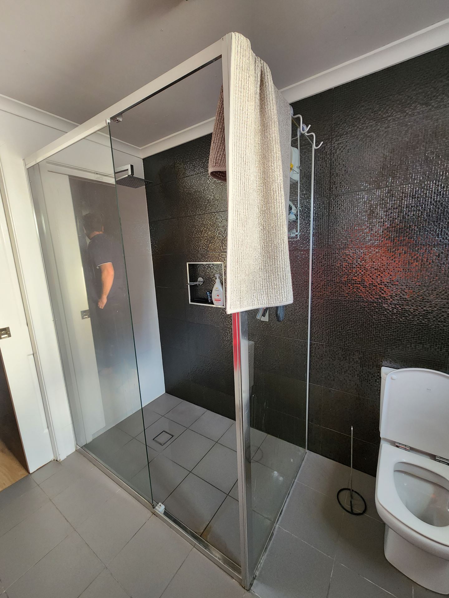 shower screen installed in Winston Hills by Showerland