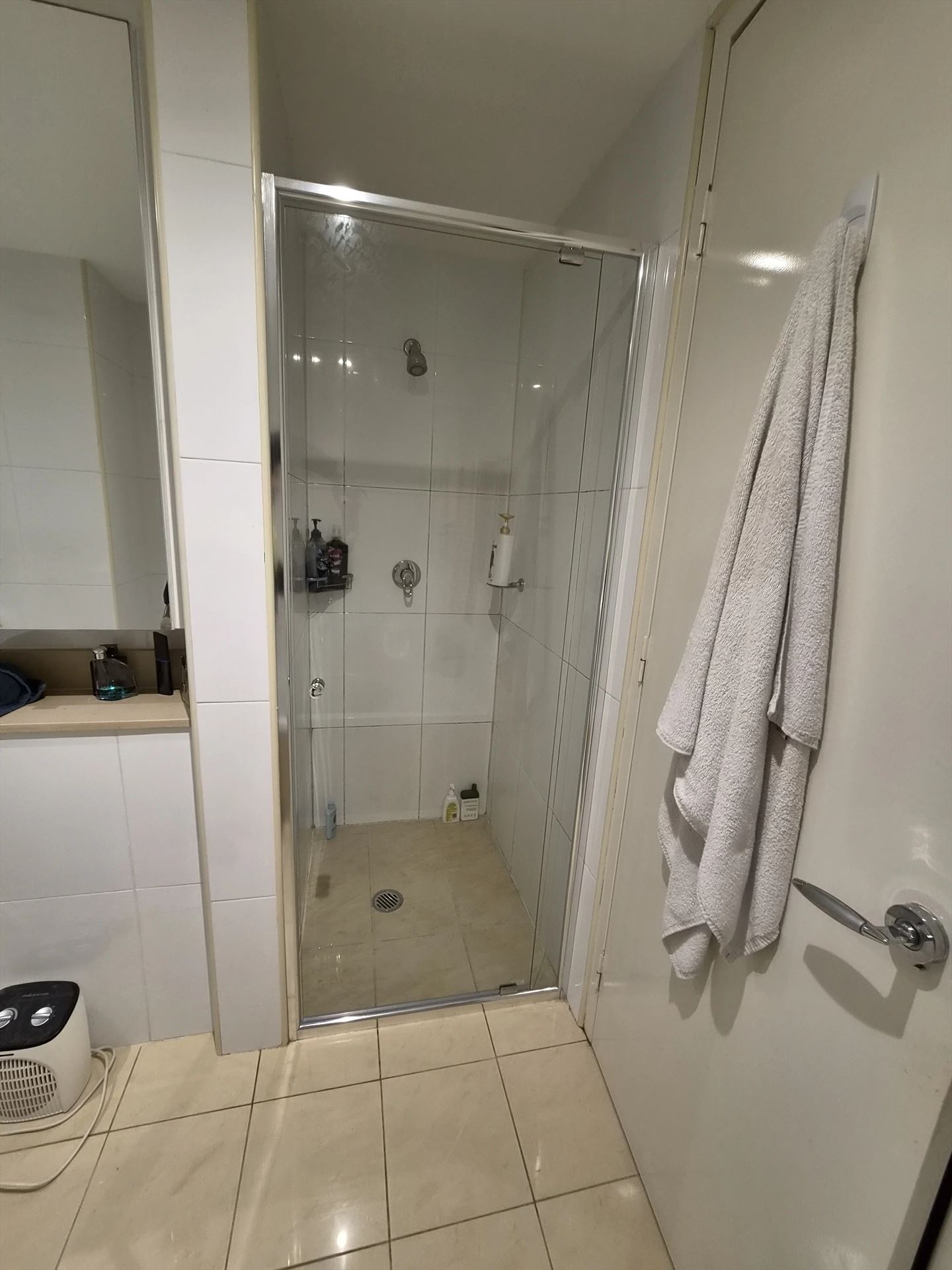 fully shower screen with chrome hardware installed in Waterloo by Showerland