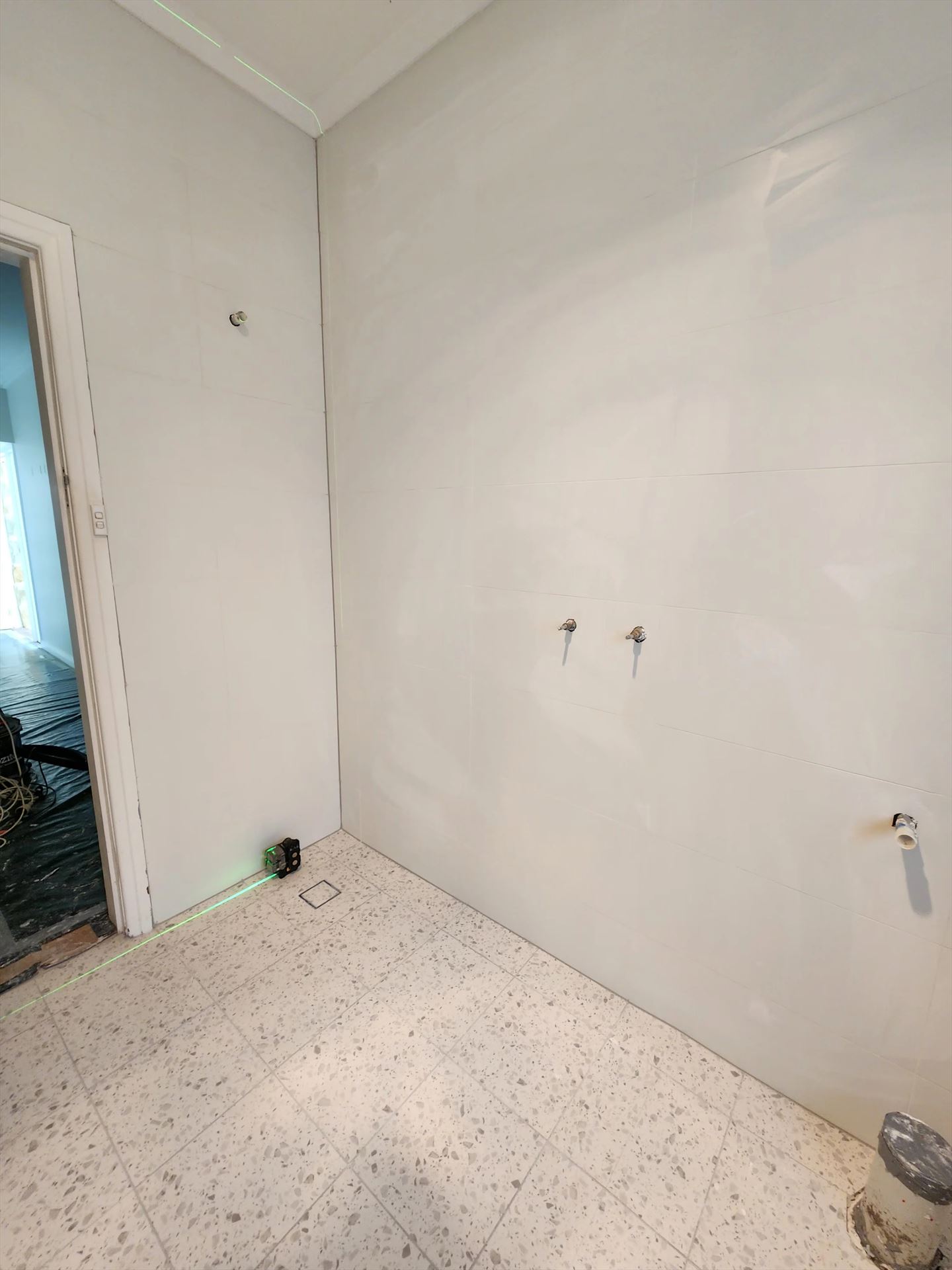 Bathroom before frameless shower screen install in Freshwater