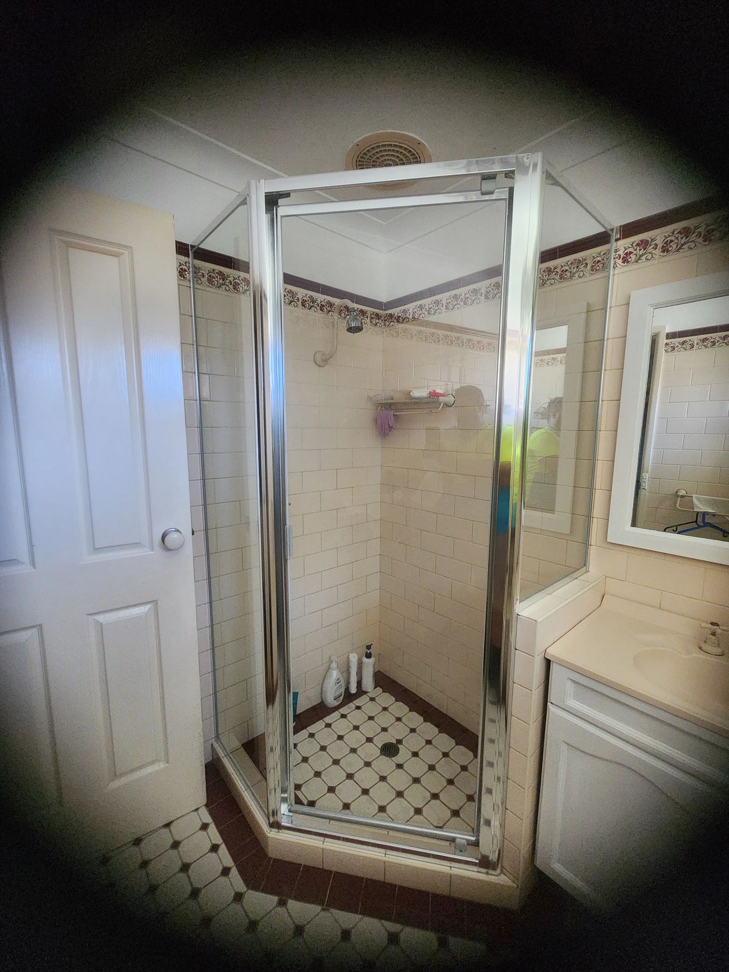 fully shower screen with chrome hardware installed in Doonside by Showerland