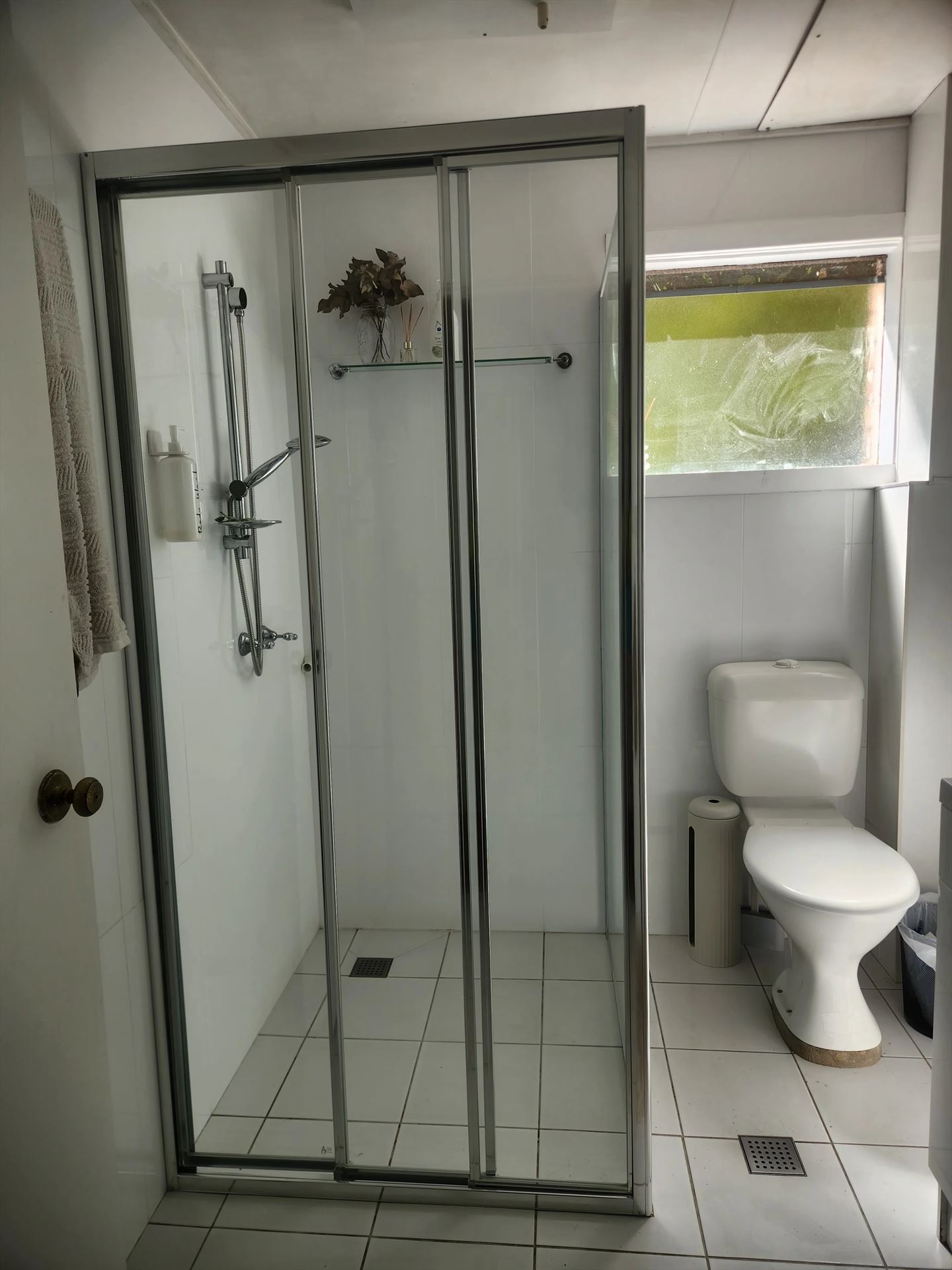 fully shower screen with chrome hardware installed in St Marys by Showerland