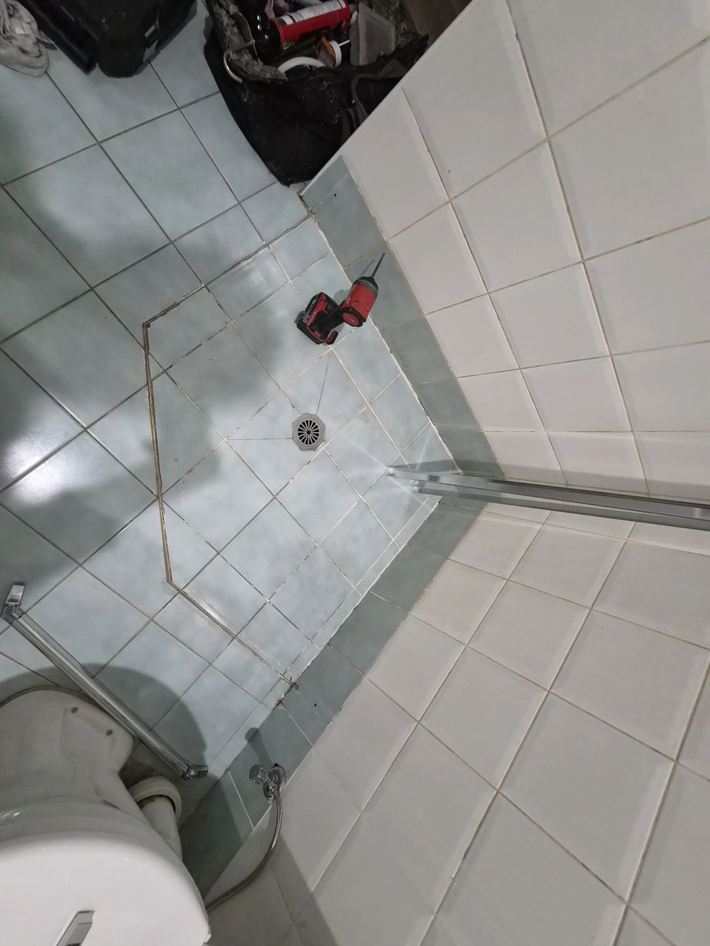 Bathroom before frameless shower screen install in Dundas