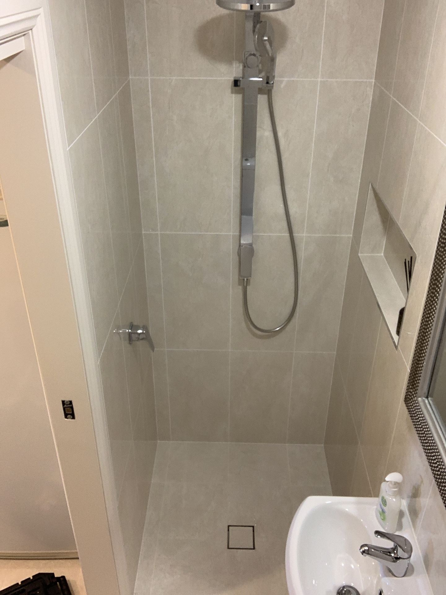 shower screen installed in North Rocks by Showerland
