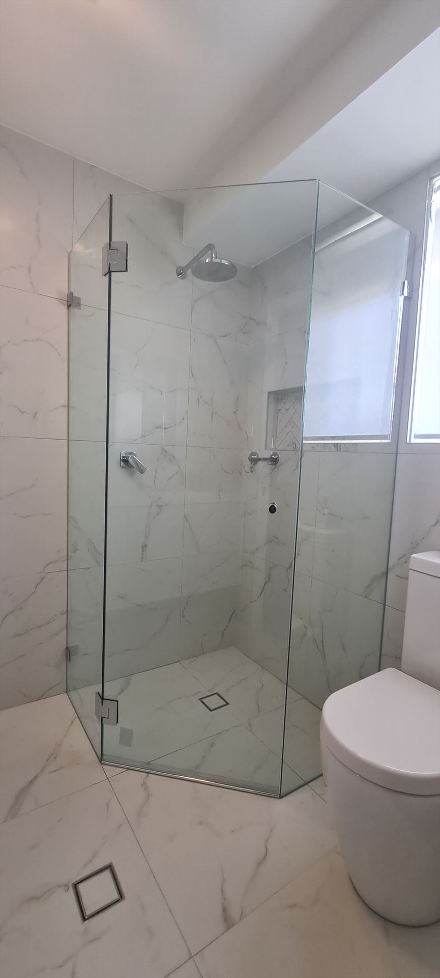 shower screen installed in Eagle Vale by Showerland