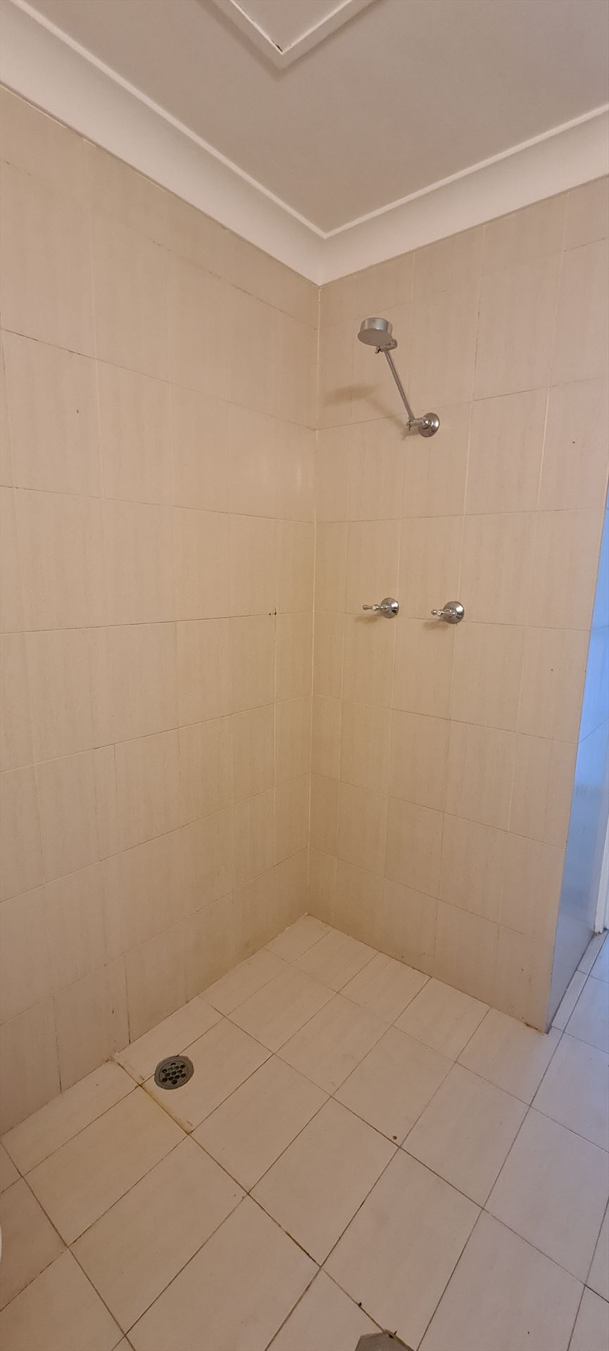 Bathroom before frameless shower screen install in Wollstonecraft