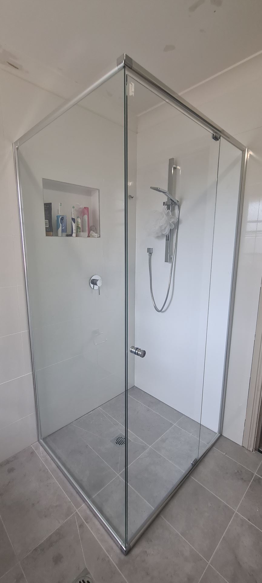 shower screen installed in Menai by Showerland