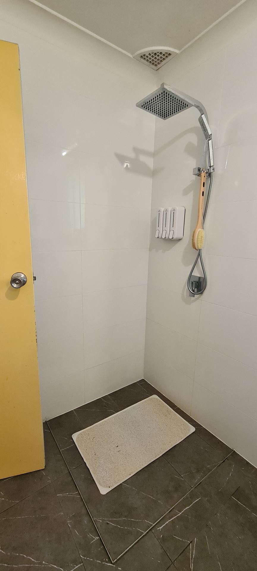 Bathroom before frameless shower screen install in St Clair