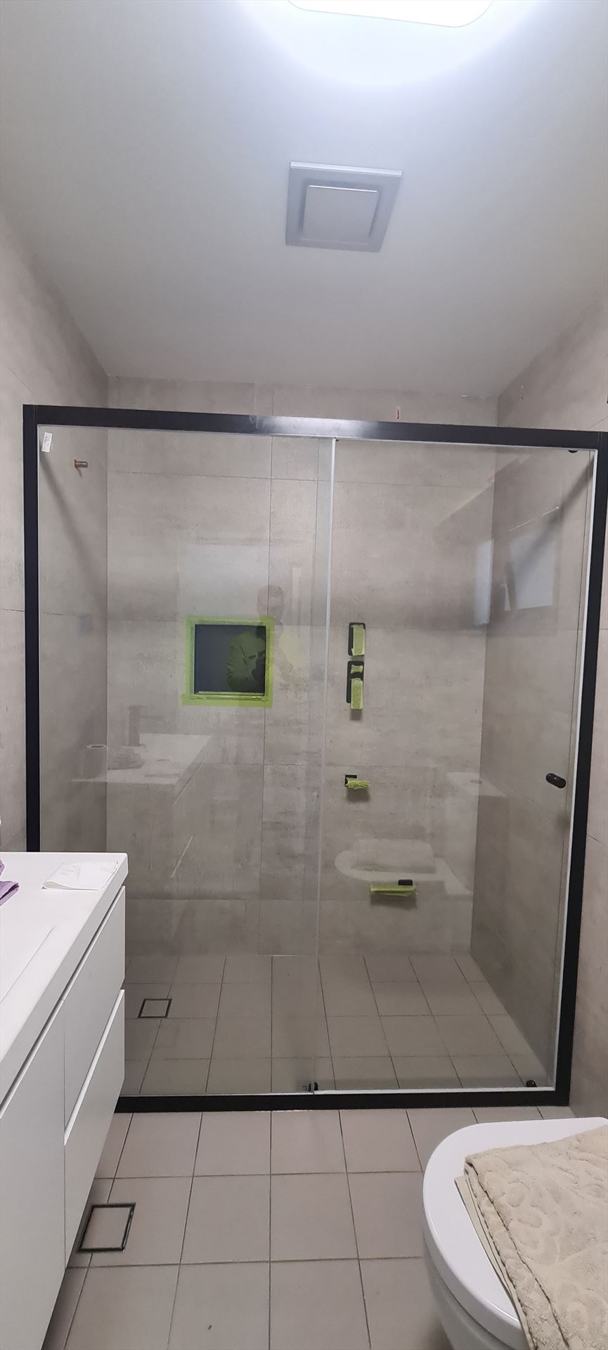 semi shower screen installed in Waterloo by Showerland