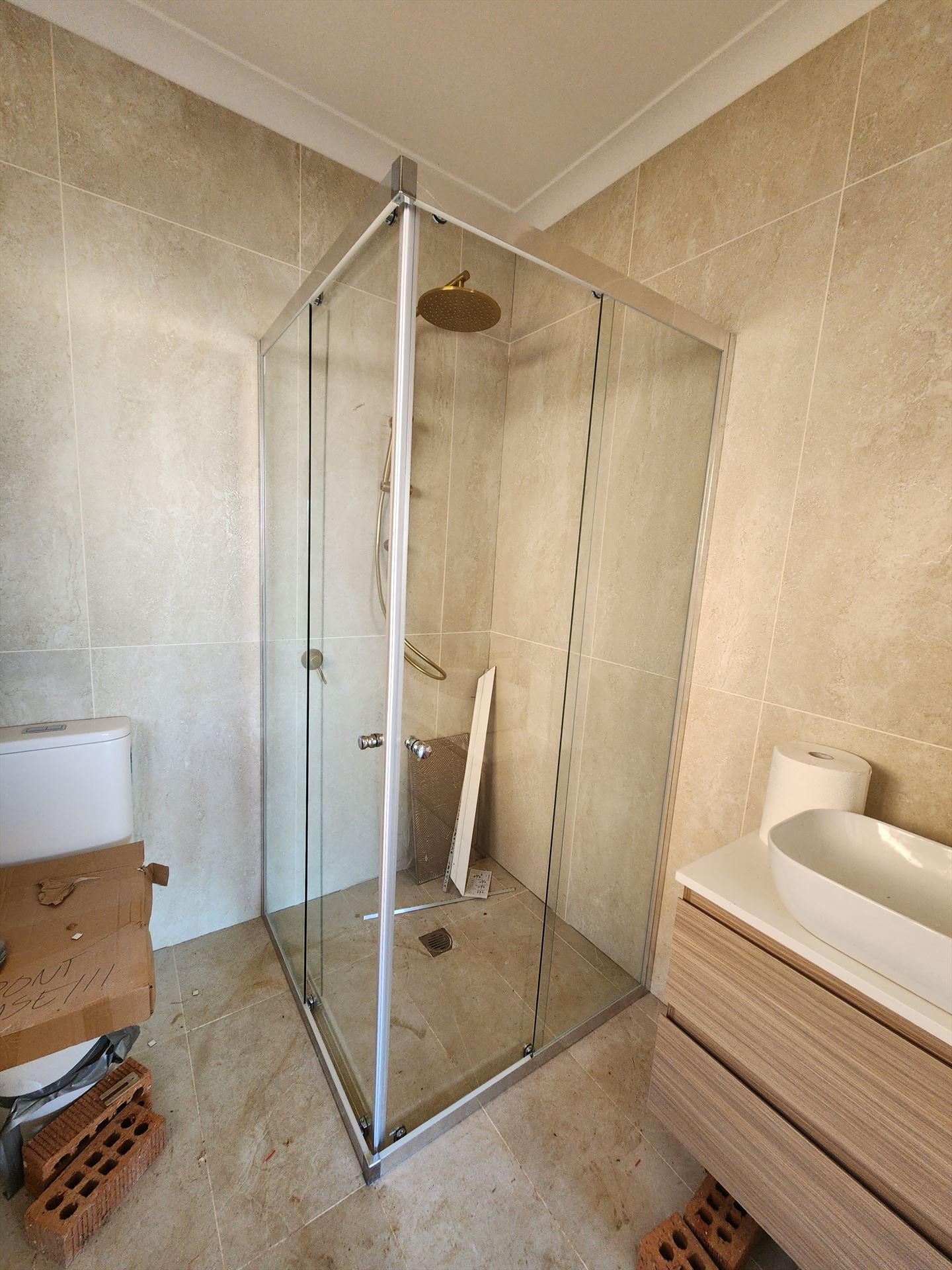 semi shower screen with chrome hardware installed in Greystanes by Showerland