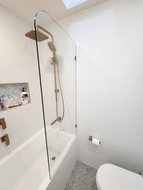 Frameless-Fix-Panel-curved