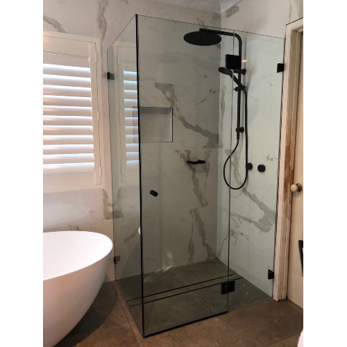 frameless-shower-screen-corner