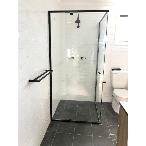 semi-frameless-shower-screen