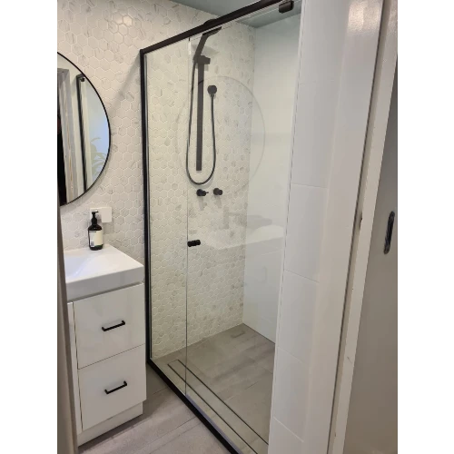 Wall To Wall Semi Frameless Shower Screen Products